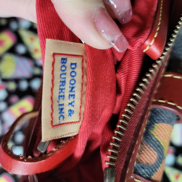 Dooney & Bourke Splash Small Baguette - Picture 6 of 9